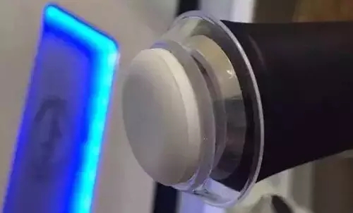 韩国皮肤管理综合仪的操作
